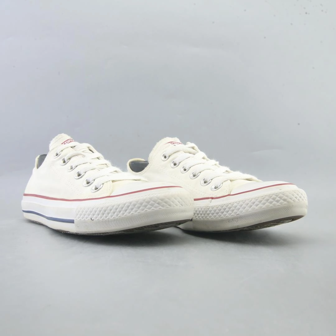 CONVERSE CHUCK TAYLOR ALL STAR CANVAS vintage Converse footwear looks