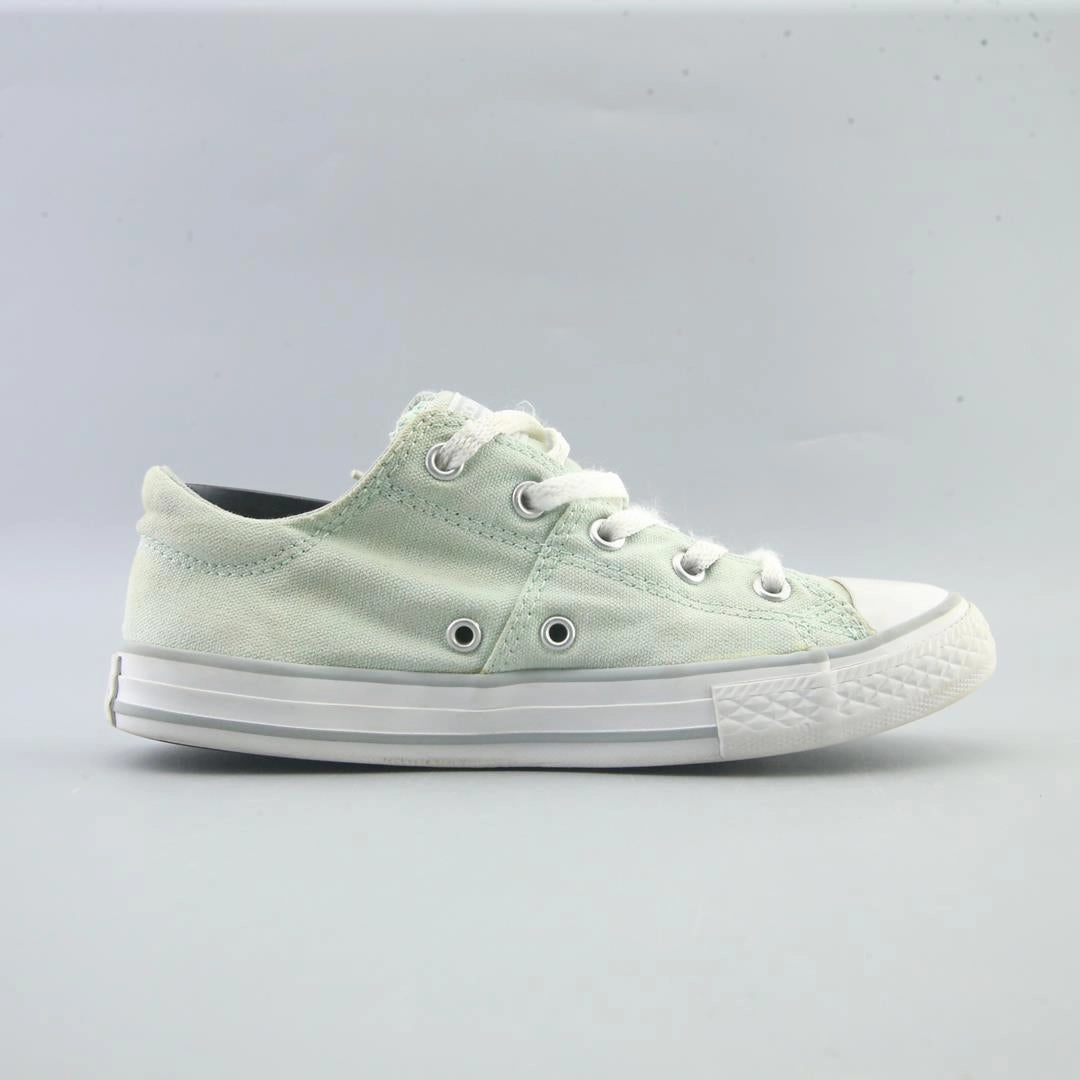 CONVERSE CHUCK TAYLOR ALL STAR CANVAS vintage Converse footwear looks