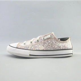 CONVERSE CHUCK TAYLOR ALL STAR CANVAS Converse iconic footwear looks