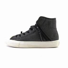 CONVERSE CHUCK TAYLOR ALL STAR CANVAS Converse iconic footwear looks