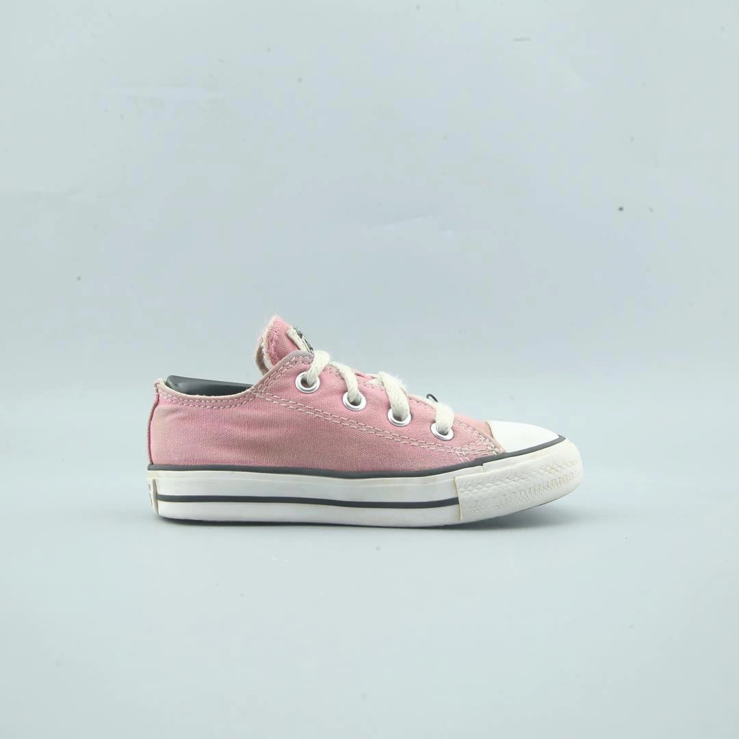 CONVERSE CHUCK TAYLOR ALL STAR classic Converse sneaker shots