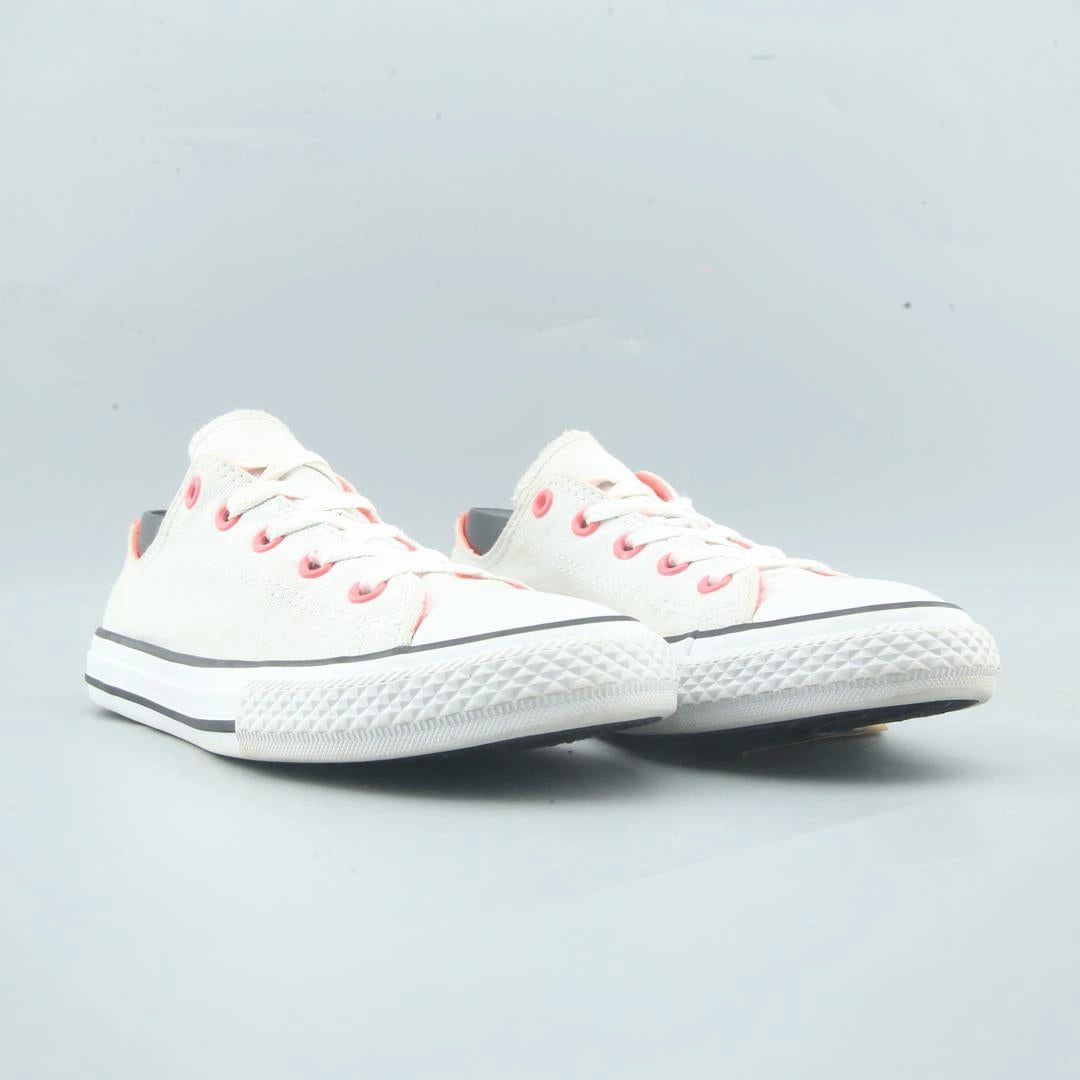 CONVERSE CHUCK TAYLOR ALL STAR classic Converse sneaker shots