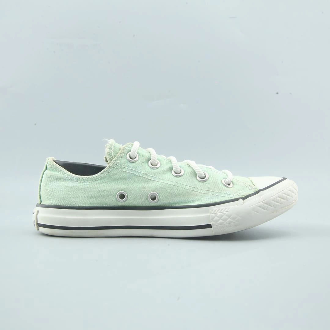 CONVERSE CHUCK TAYLOR ALL STAR classic Converse sneaker shots
