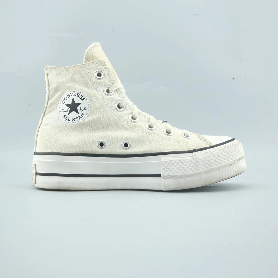 CONVERSE CHUCK TAYLOR ALL STAR classic Converse sneaker shots