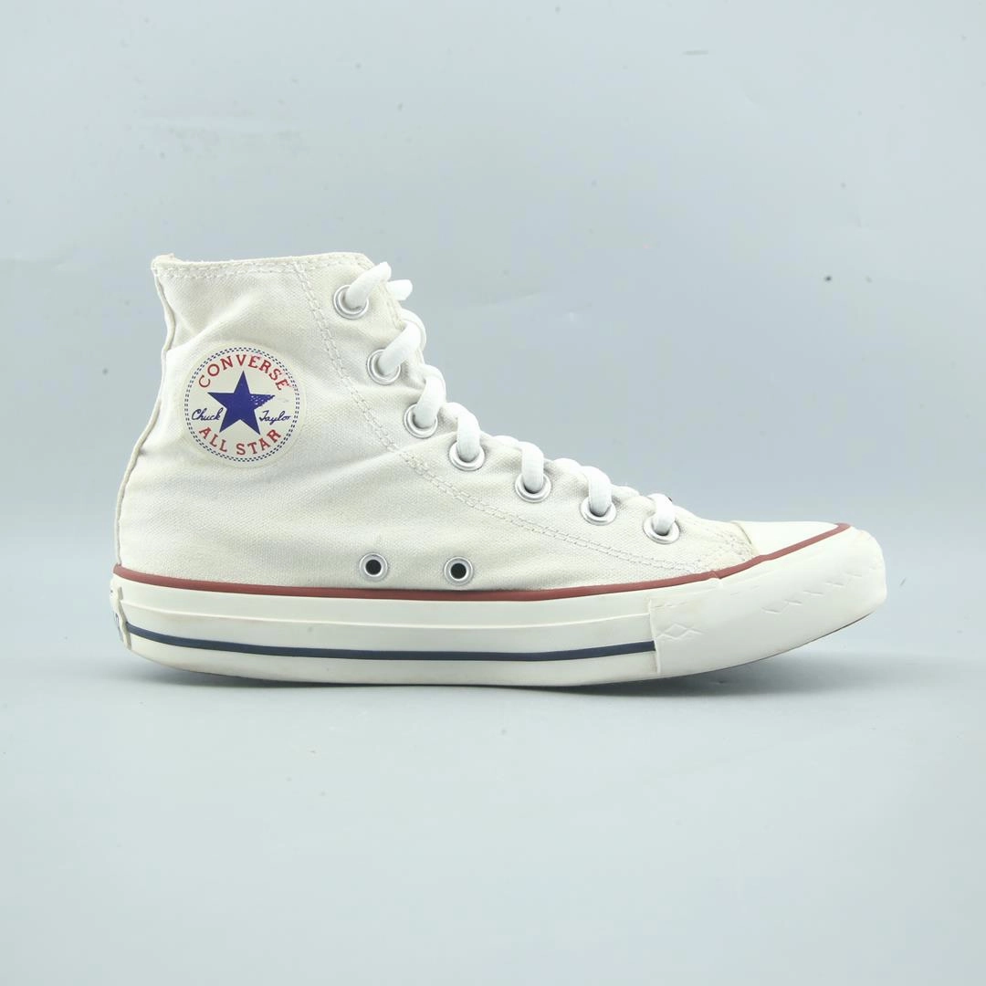 CONVERSE CHUCK TAYLOR ALL STAR classic Converse sneaker shots