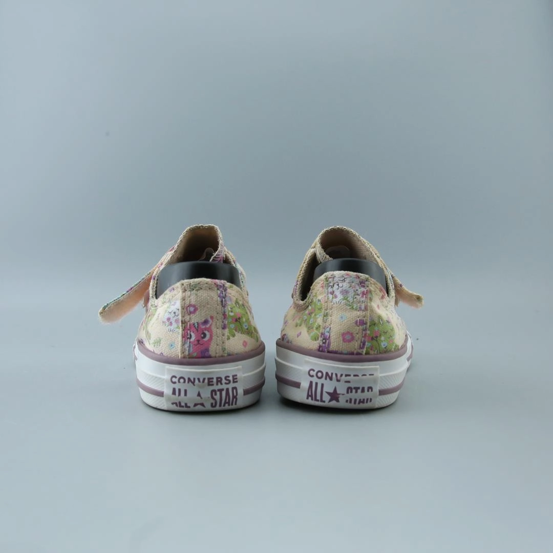 CONVERSE CHUCK TAYLOR ALL STAR classic Converse sneaker shots