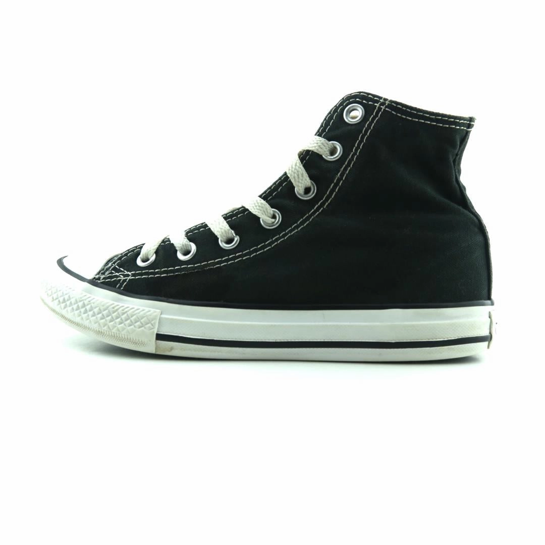 CONVERSE CHUCK TAYLOR ALL STAR Converse retro sneaker designs