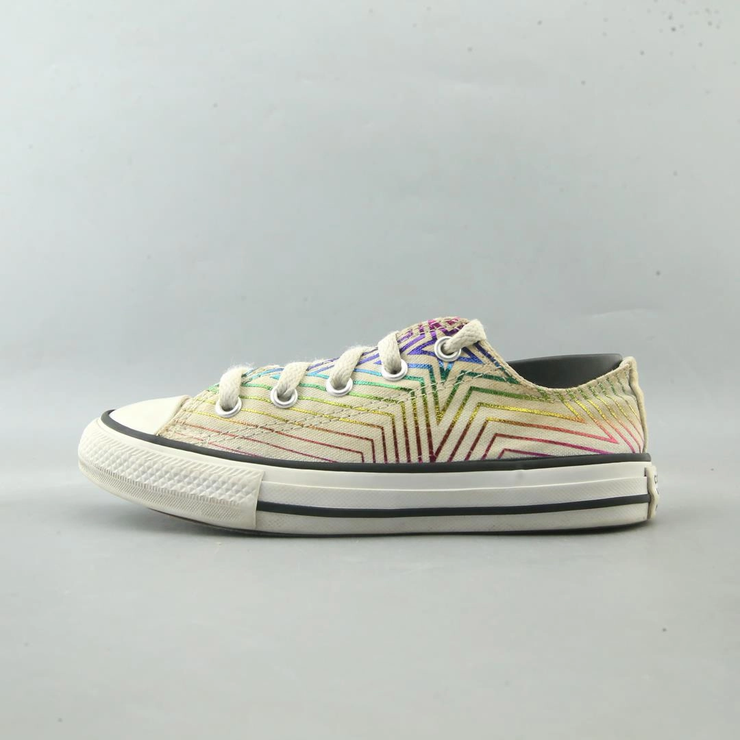 CONVERSE CHUCK TAYLOR ALL STAR Converse retro sneaker designs