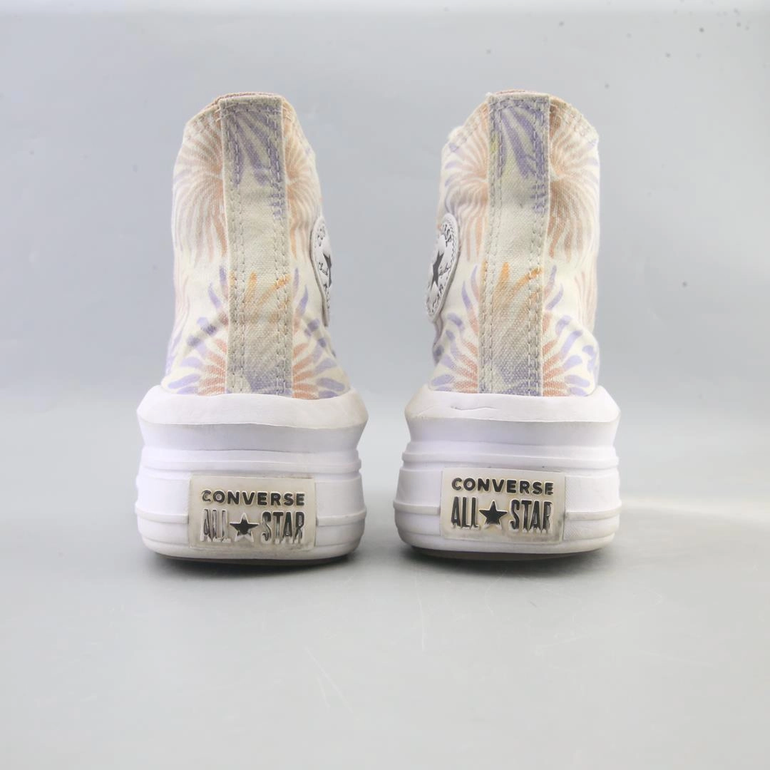 CONVERSE CHUCK TAYLOR ALL STAR vintage Converse footwear looks