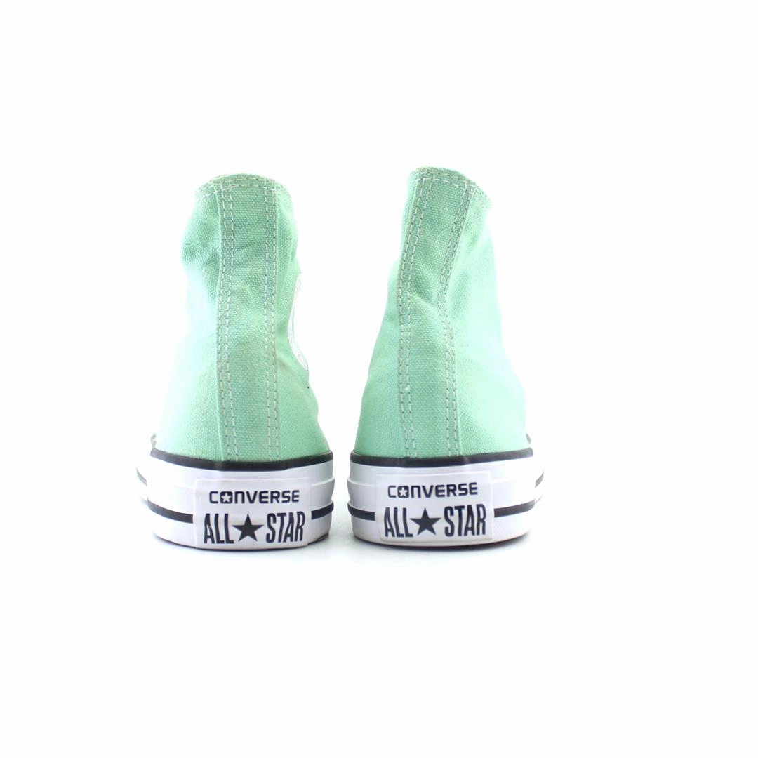 CONVERSE CHUCK TAYLOR ALL STAR vintage Converse footwear looks