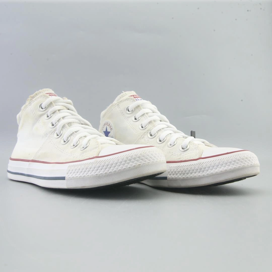 CONVERSE CHUCK TAYLOR ALL STAR vintage Converse footwear looks