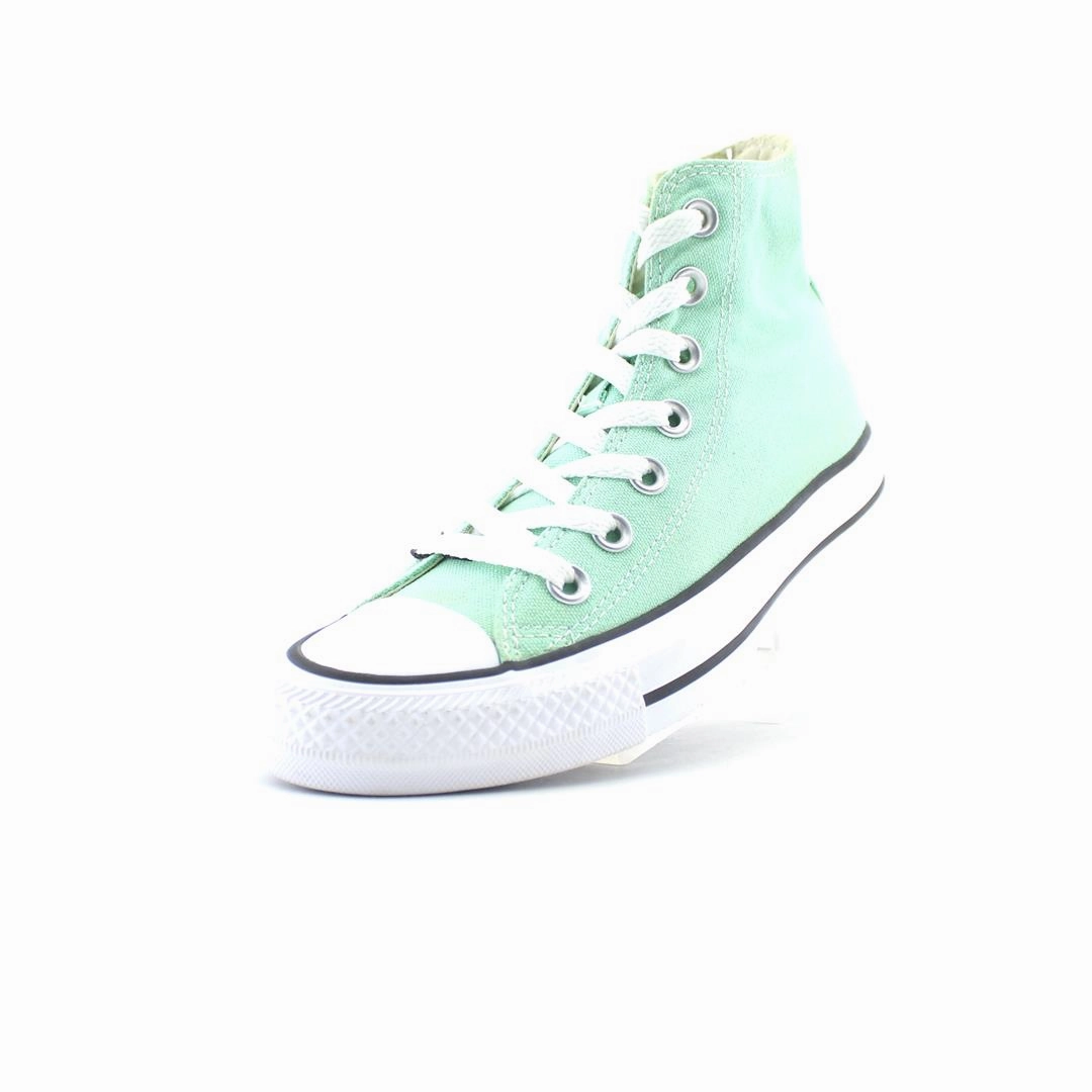 CONVERSE CHUCK TAYLOR ALL STAR vintage Converse footwear looks