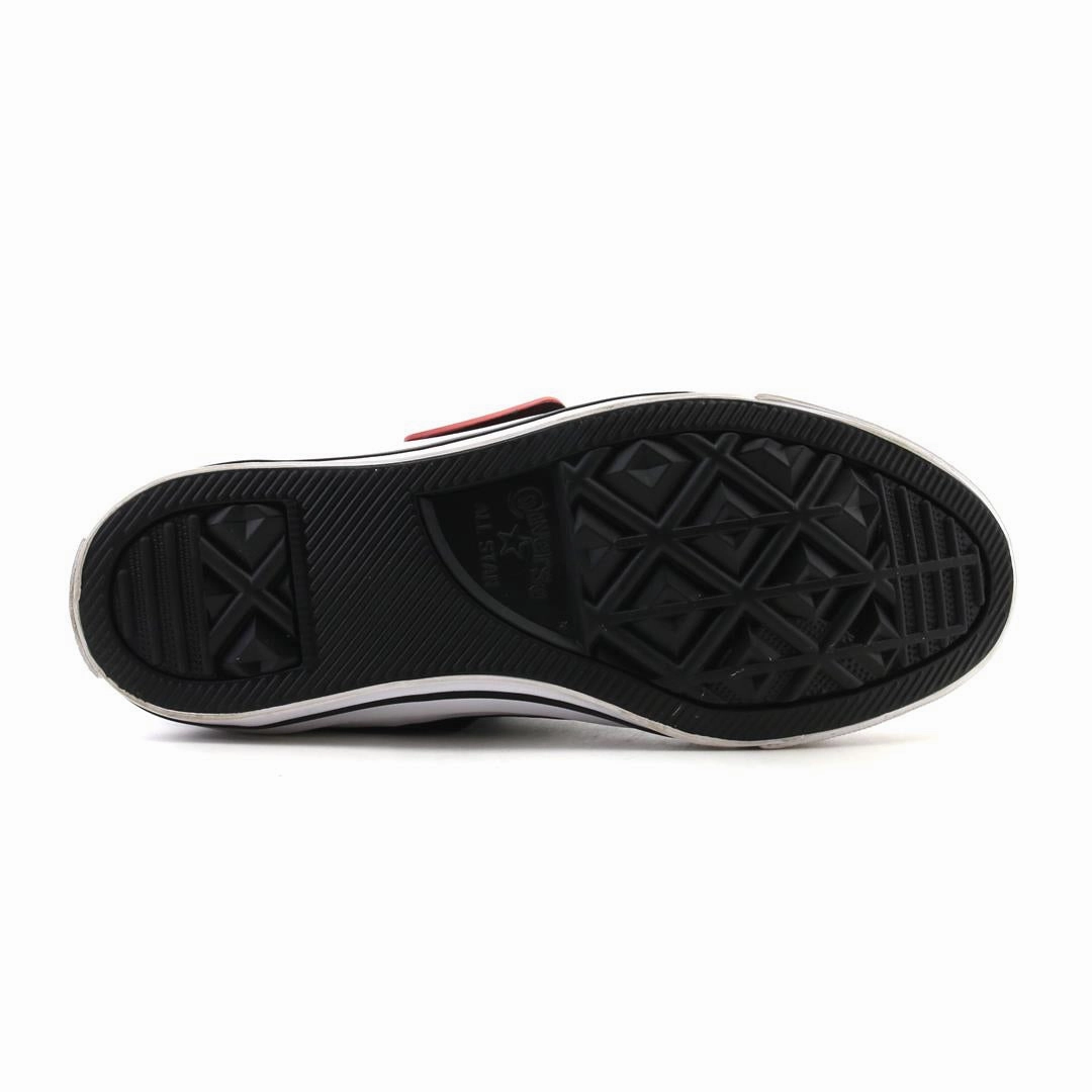 CONVERSE CHUCK TAYLOR ALL STAR vintage Converse footwear looks