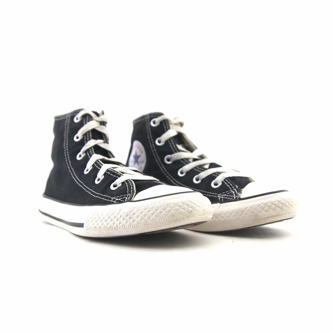 CONVERSE CHUCK TAYLOR ALL STAR vintage Converse footwear looks