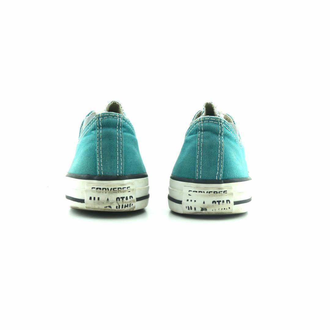 CONVERSE CHUCK TAYLOR ALL STAR vintage Converse footwear looks