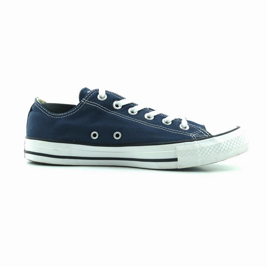 CONVERSE CHUCK TAYLOR ALL STAR vintage Converse footwear looks