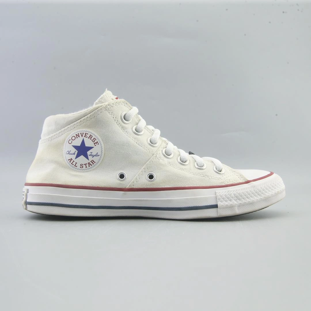 CONVERSE CHUCK TAYLOR ALL STAR vintage Converse footwear looks
