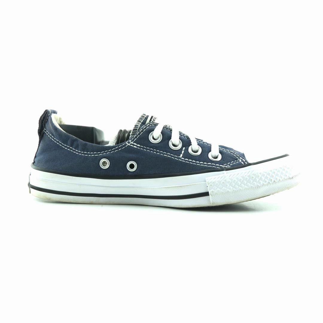 CONVERSE CHUCK TAYLOR ALL STAR vintage Converse footwear looks