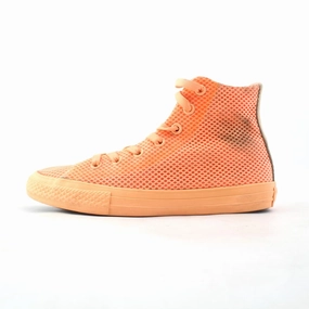 CONVERSE CHUCK TAYLOR Converse iconic footwear looks