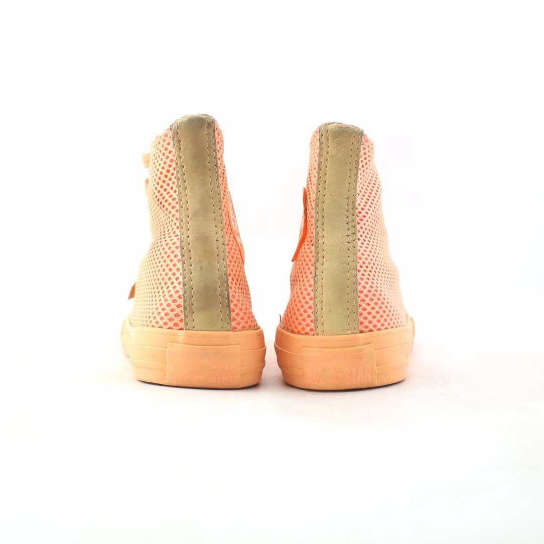 CONVERSE CHUCK TAYLOR vintage Converse footwear looks