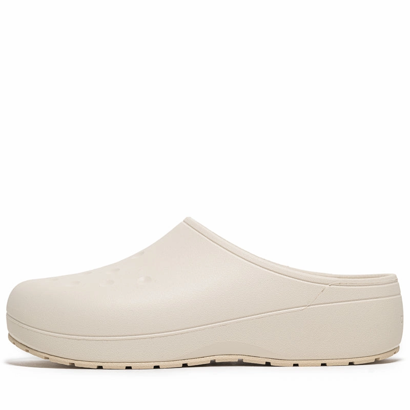 Crocs Classic Quiet Clog - Stucco Crocs lightweight clogs for casual comfort