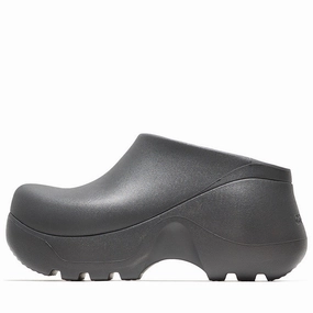 Crocs Hydra Clog - Black Crocs lightweight clogs for casual comfort