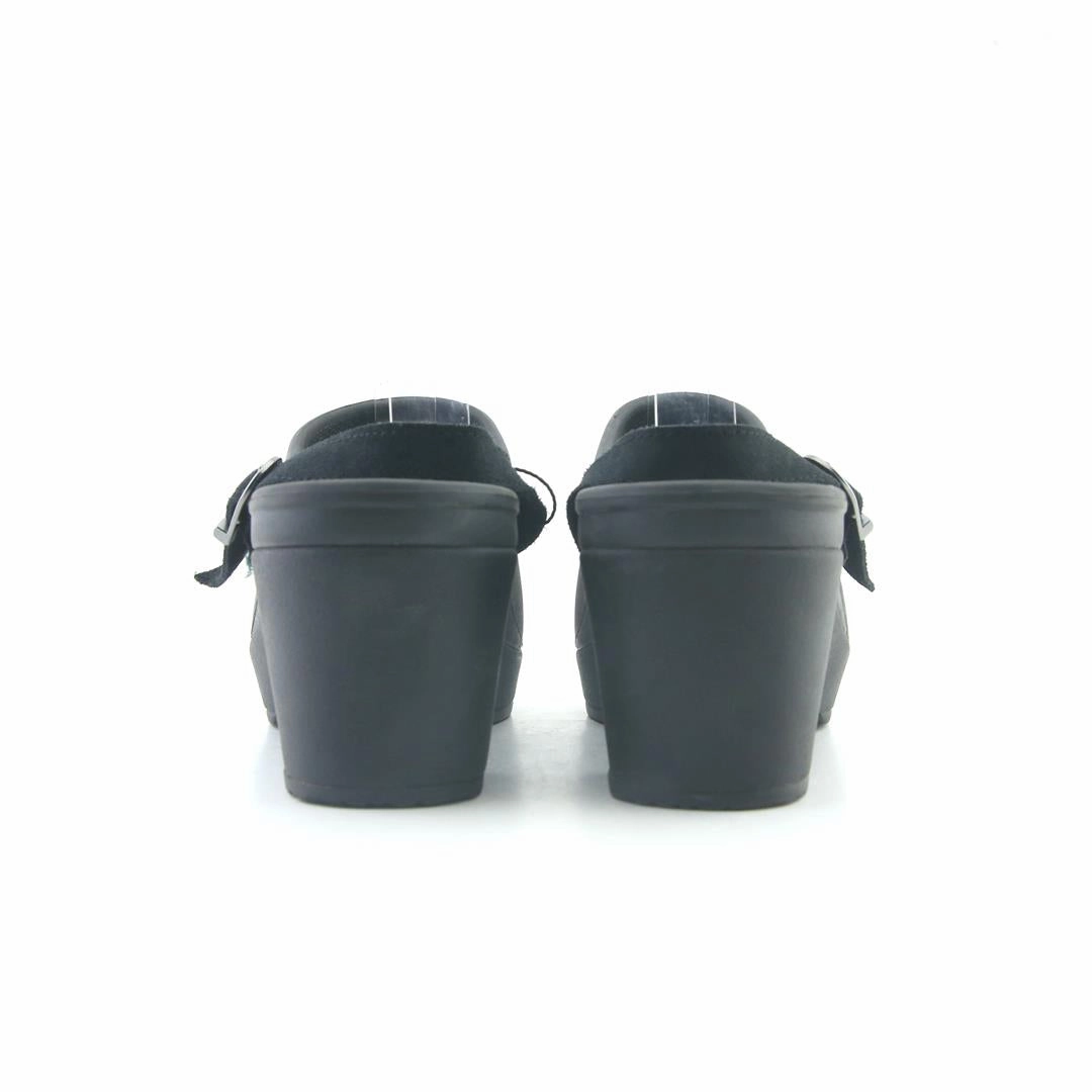CROCS SARAH SUEDE Crocs casual shoe styles