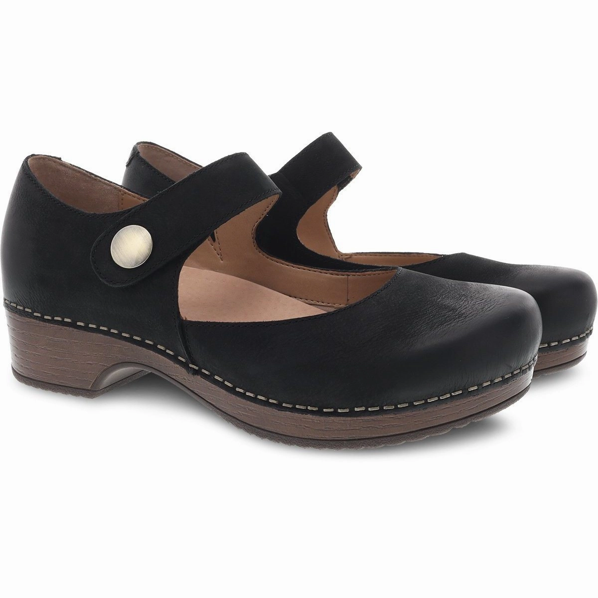 DANSKO BEATRICE BLACK BURNISHED NUBUCK Dansko shoe design close-ups