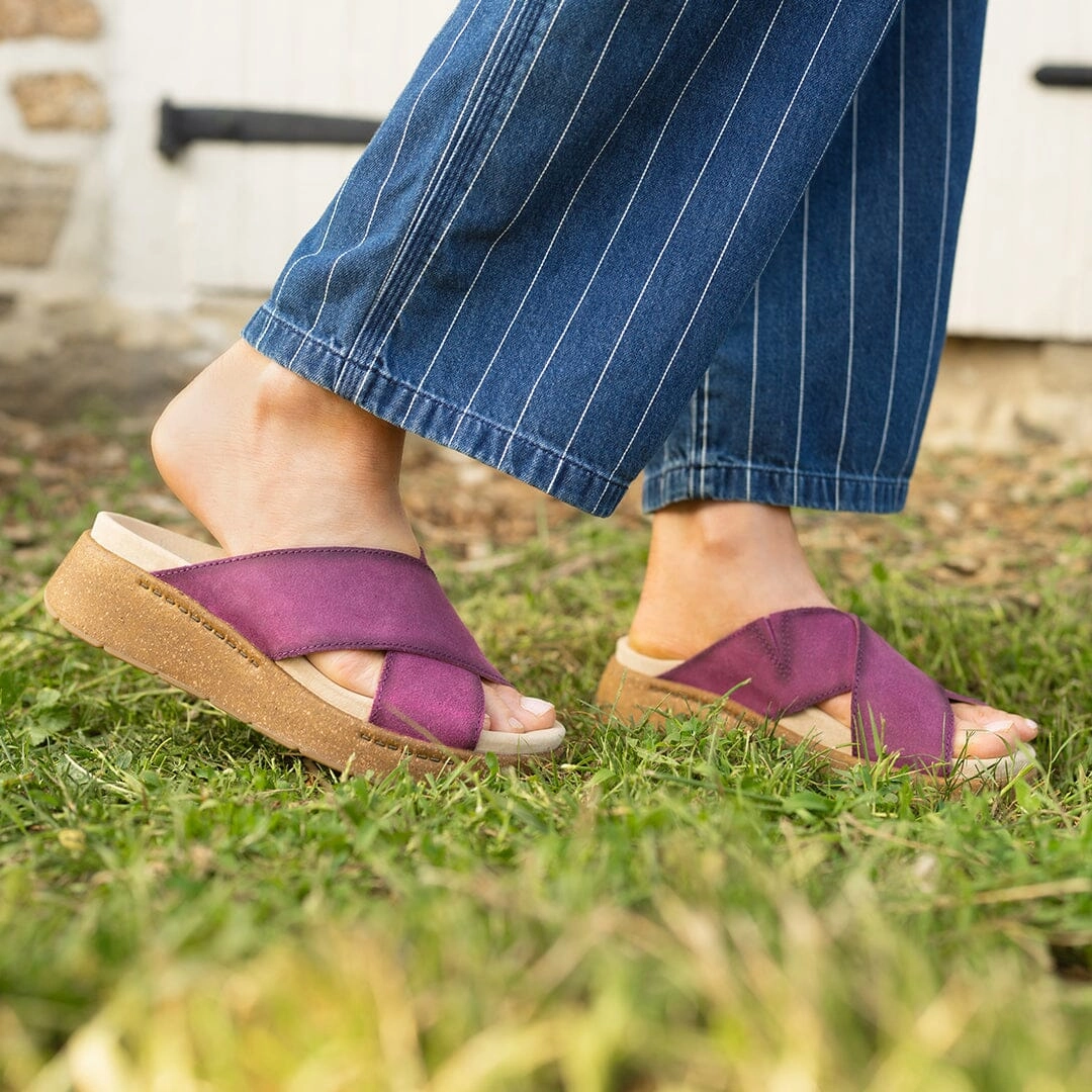 DANSKO BRIDGET - FINAL SALE! Dansko shoe design close-ups