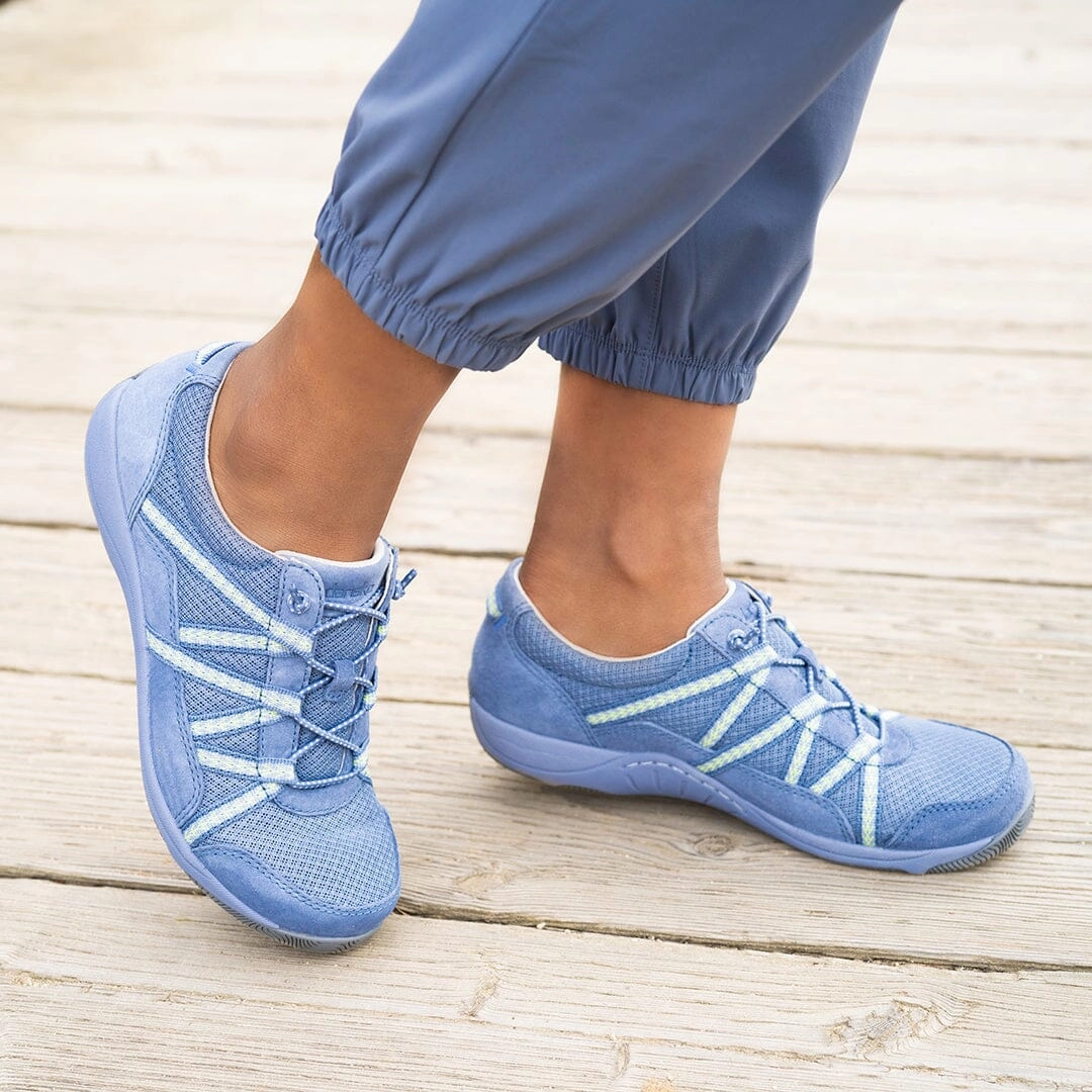 DANSKO HARLYN SUEDE SNEAKER Dansko shoe design close-ups