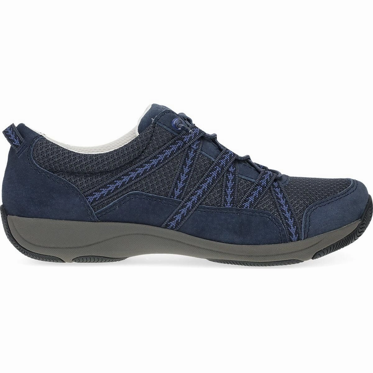 DANSKO HARLYN WOMEN'S MEDIUM AND WIDE Dansko shoe design close-ups