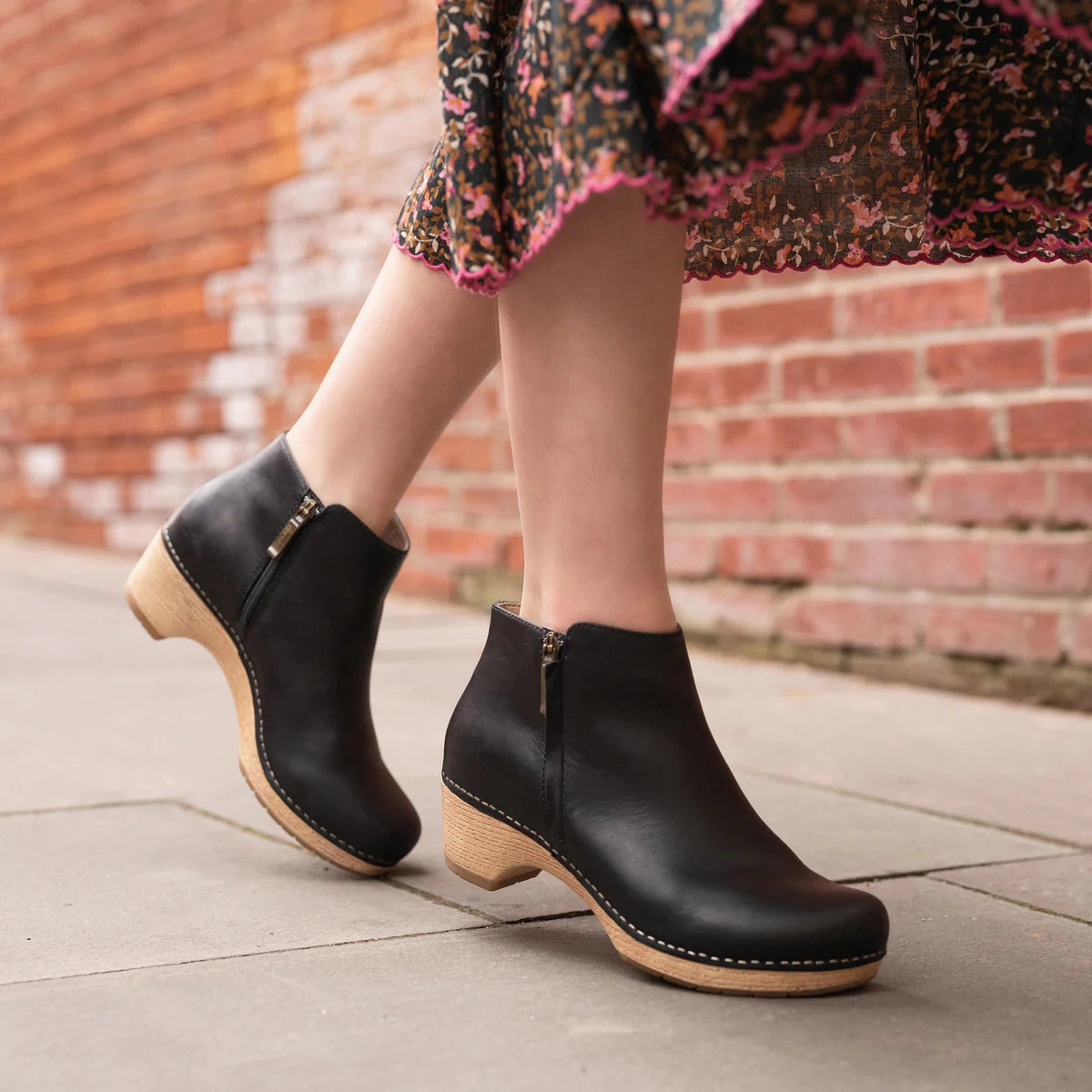 DANSKO LIZANNE - FINAL SALE! Dansko shoe design close-ups
