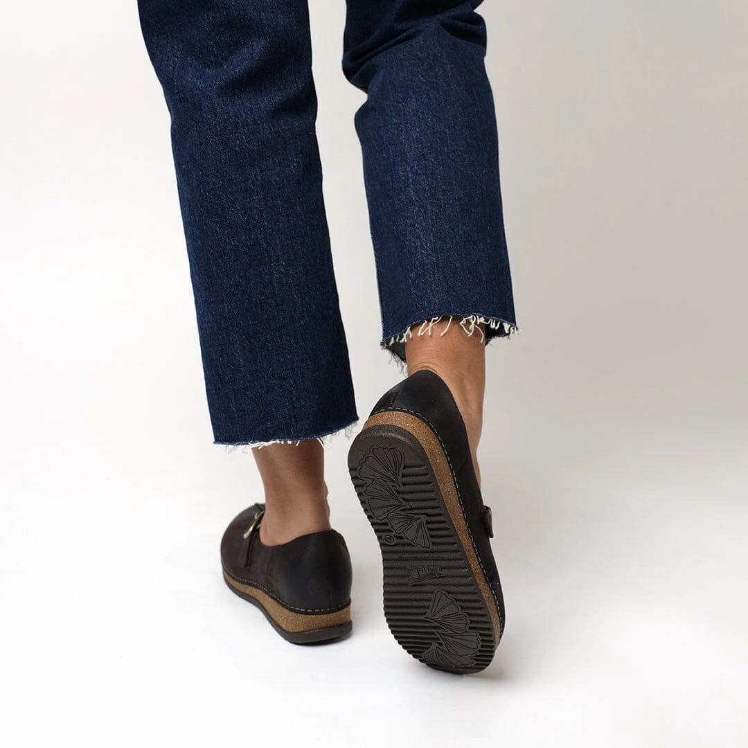 DANSKO MIKA BURNISHED SUEDE - FINAL SALE! Dansko shoe design close-ups