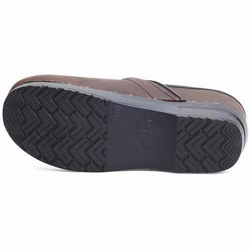 DANSKO PROFESSIONAL WOMEN'S ANTIQUE BROWN Dansko shoe design close-ups