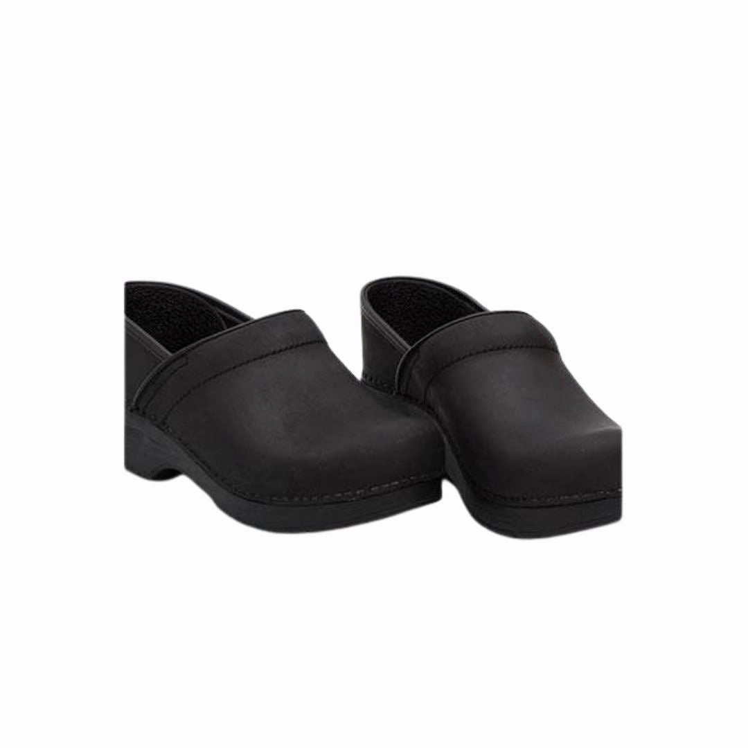 DANSKO PROFESSIONAL WOMEN'S BLACK OILED Dansko shoe design close-ups