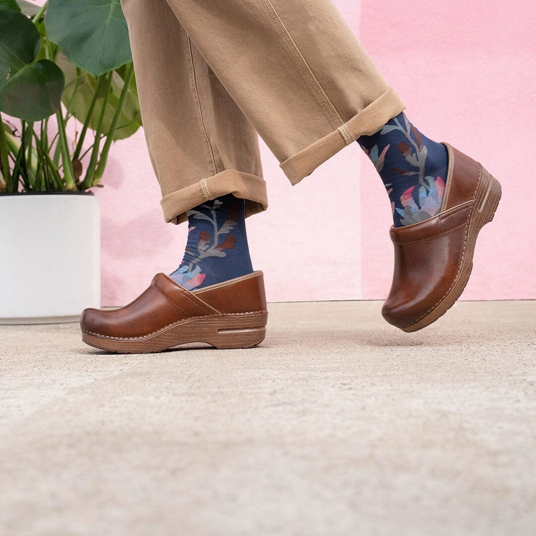 DANSKO PROFESSIONAL WOMEN'S Dansko shoe design close-ups