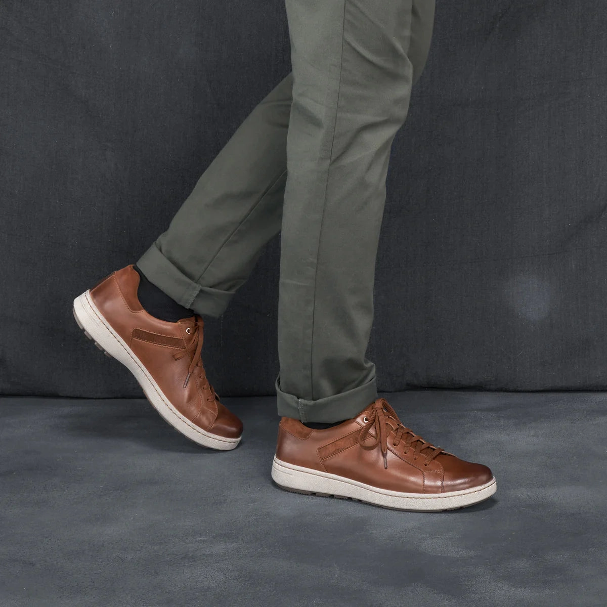 DANSKO TREVOR MEN'S Dansko shoe design close-ups
