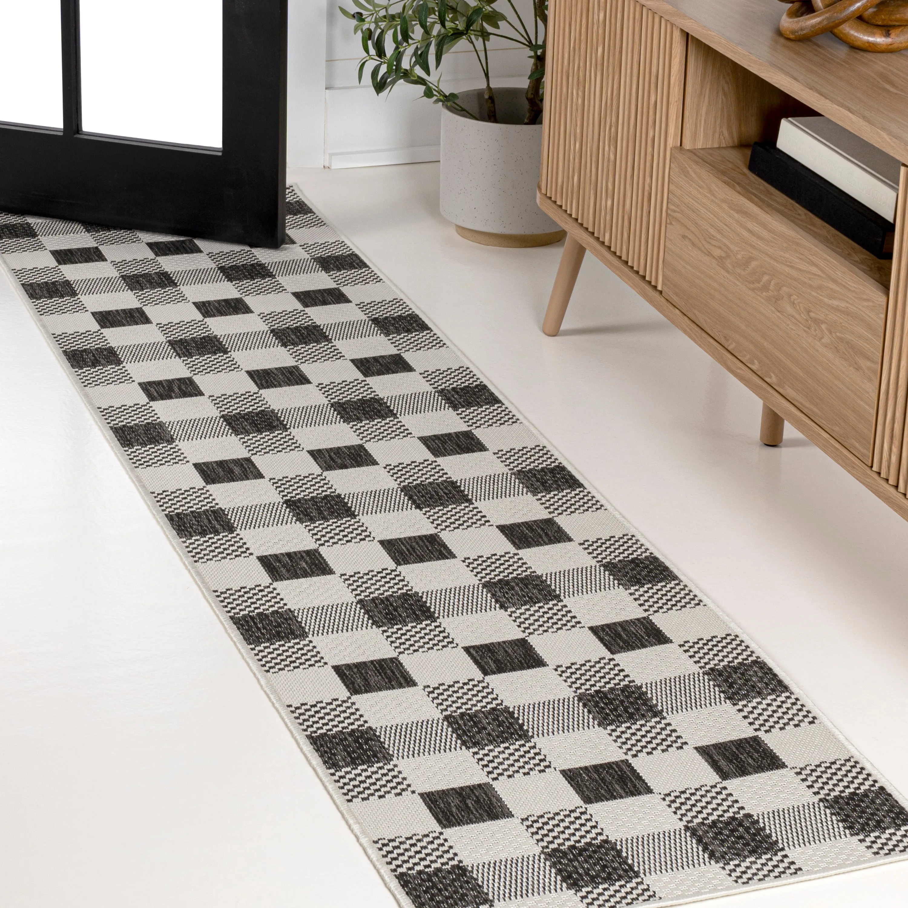 Darcy Traditional Geometric Bold Gingham Salmon/Cream Indoor/Outdoor Area Rug Jonathan Y Home