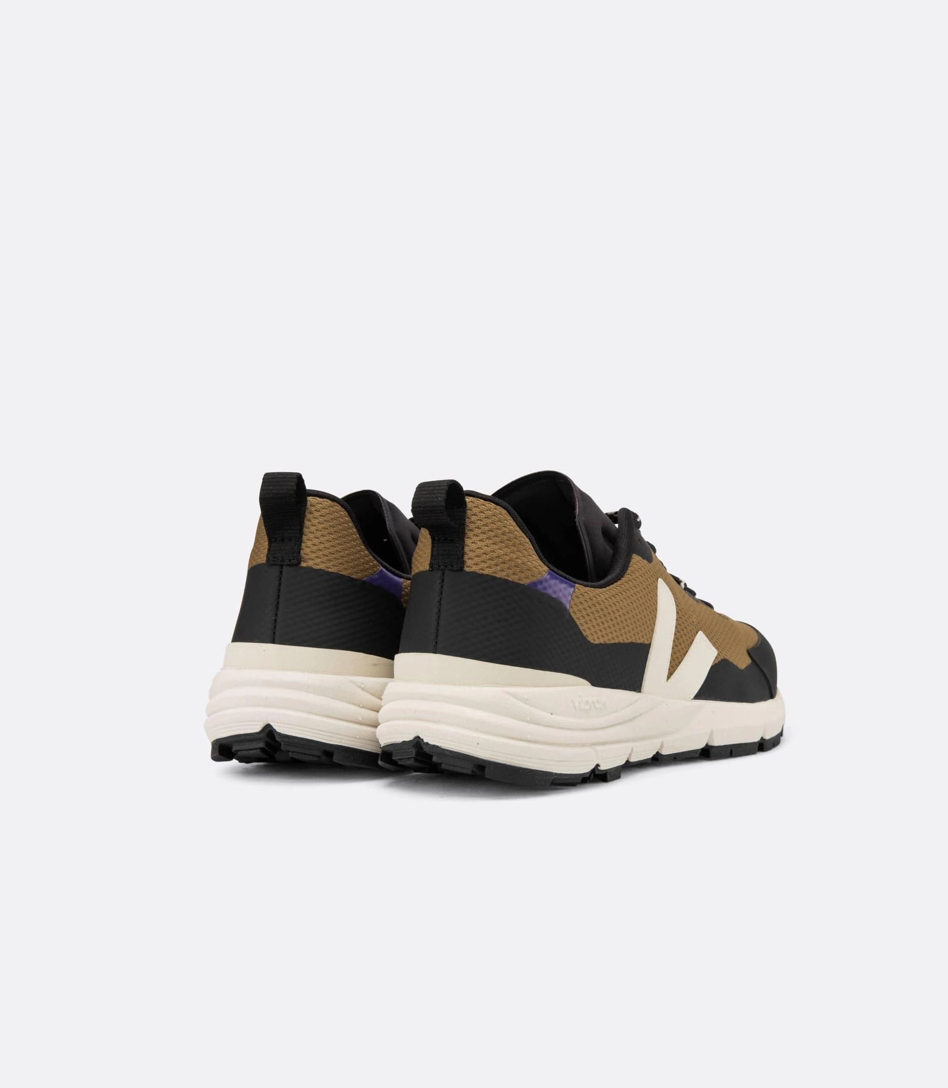 Dekkan Alveomesh Hiker Veja eco-friendly sneakers