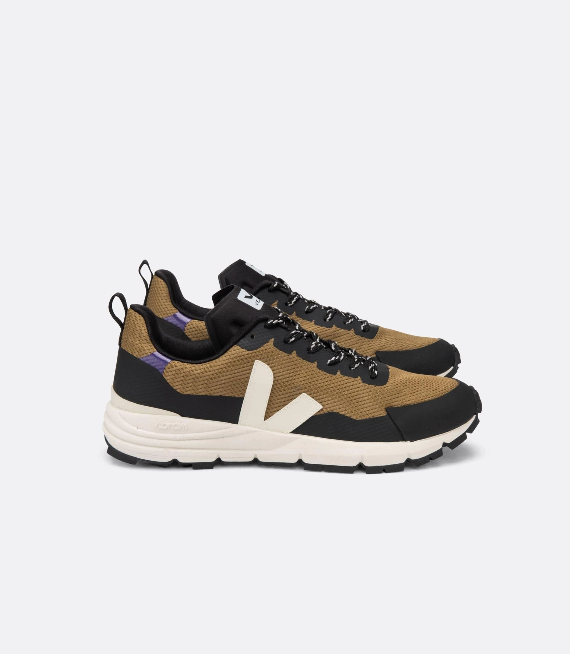Dekkan Alveomesh Hiker Veja eco-friendly sneakers
