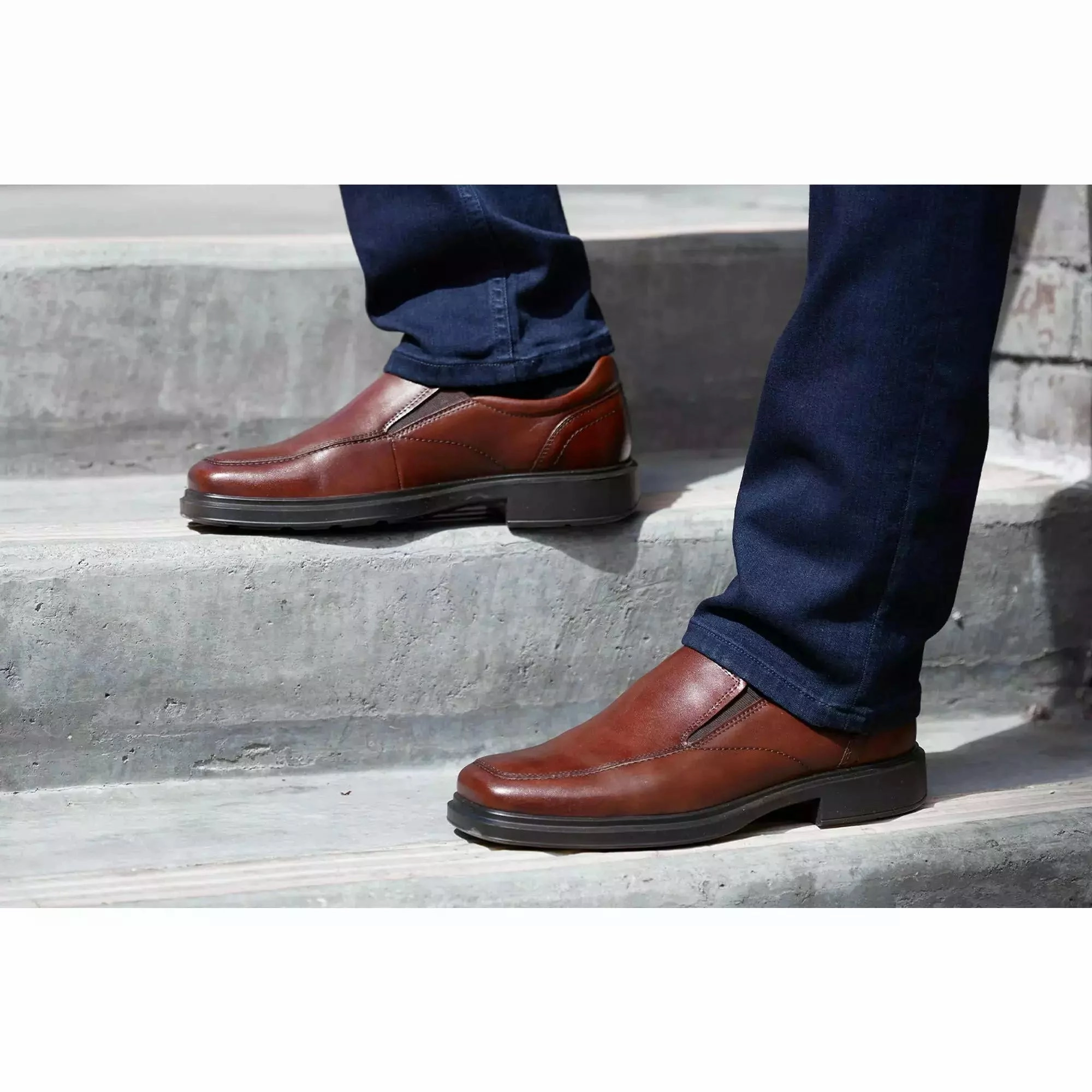 ECCO HELSINKI 2.0 APRON TOE SLIP-ON Ecco premium leather footwear