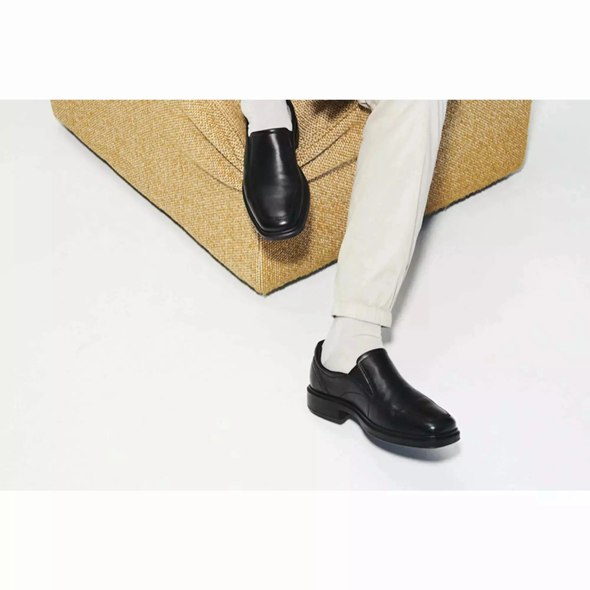 ECCO HELSINKI 2.0 APRON TOE SLIP-ON Ecco premium leather footwear