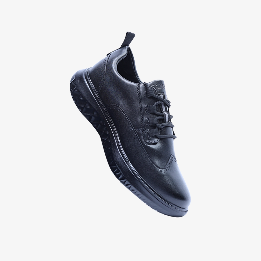 Fadano - Quantum Strides - Black Fadano trendy shoe designs