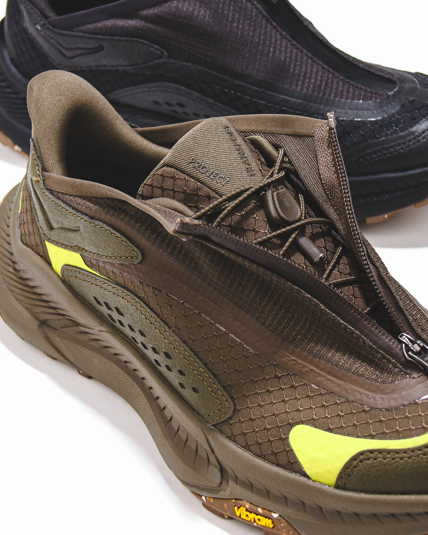 Hoka One One Men Project Transport Carbon Black 1162850-CRBN Hoka One One shoe close-ups