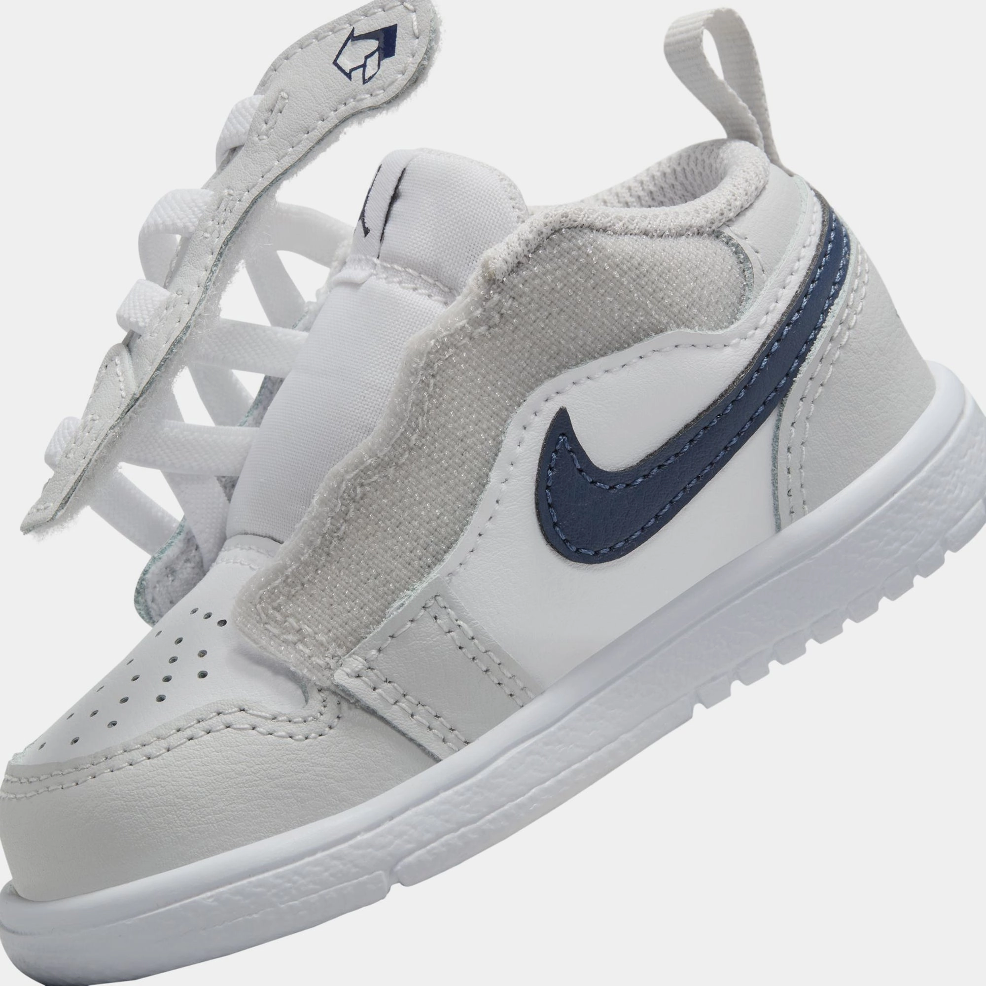 Jordan 1 Low Alt (TD) - White/Midnight Navy Air Jordan Basketball Shoes for Performance