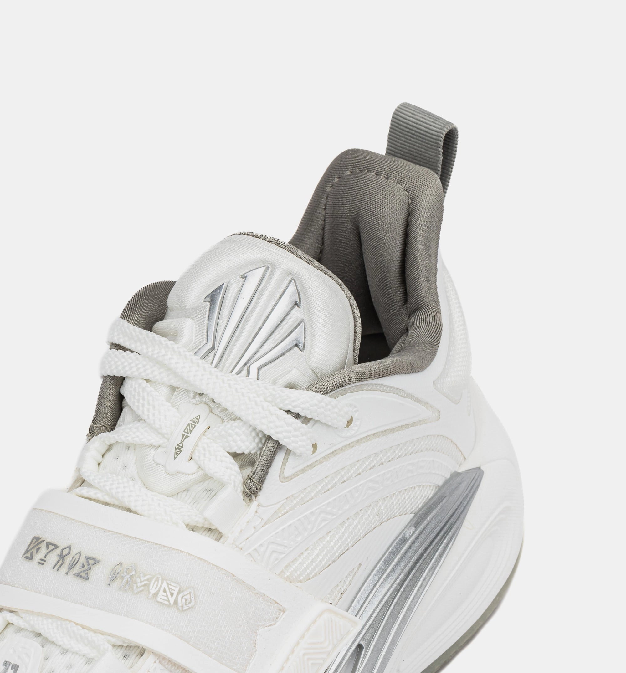 Kai 1 Yang Mens Basketball Shoe - White/Grey Anta sporty performance shoes