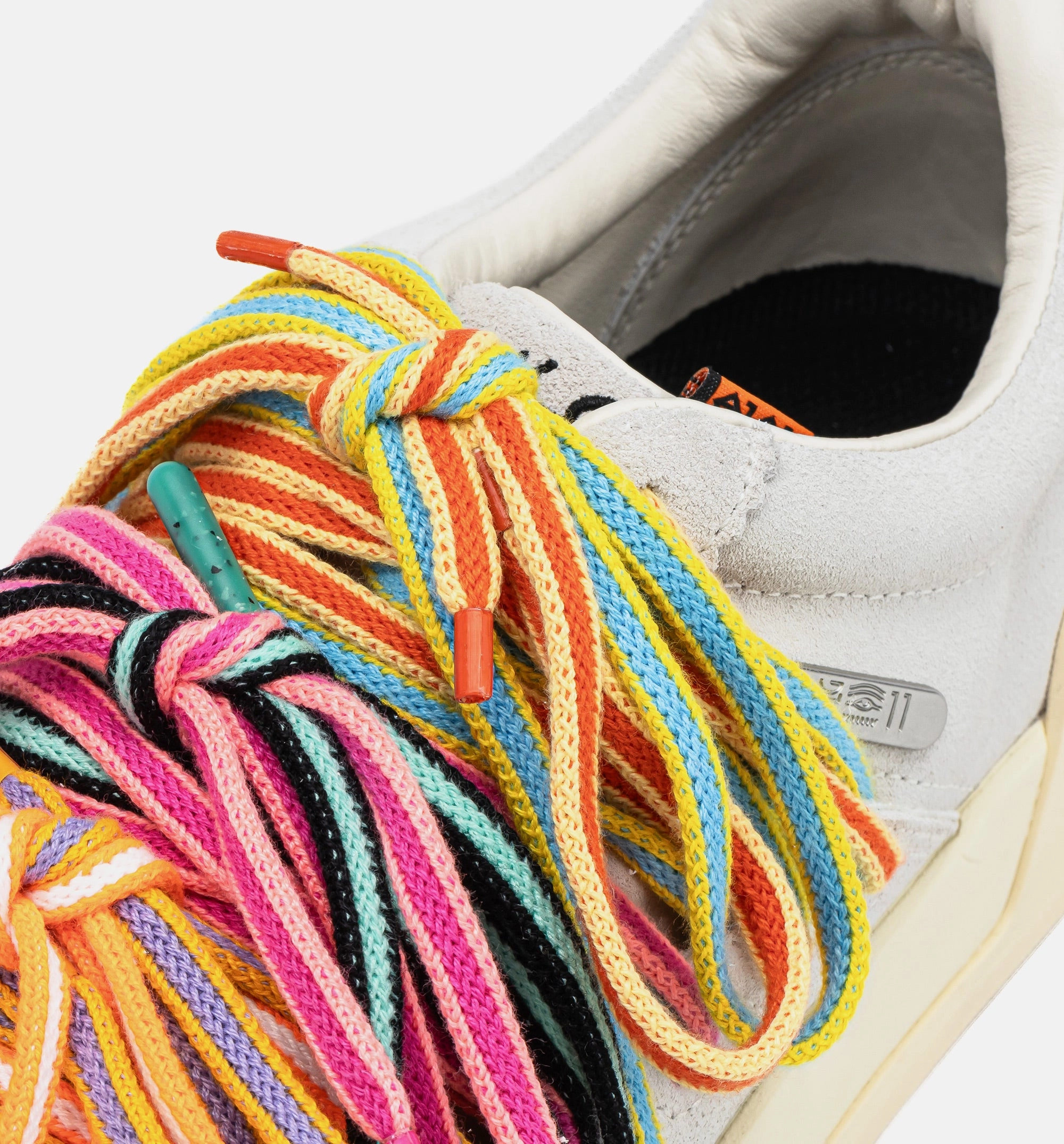 Kai Hela Roots Tribe Mens Lifestyle Shoe - Ivory/White/Multicolor Anta sporty performance shoes