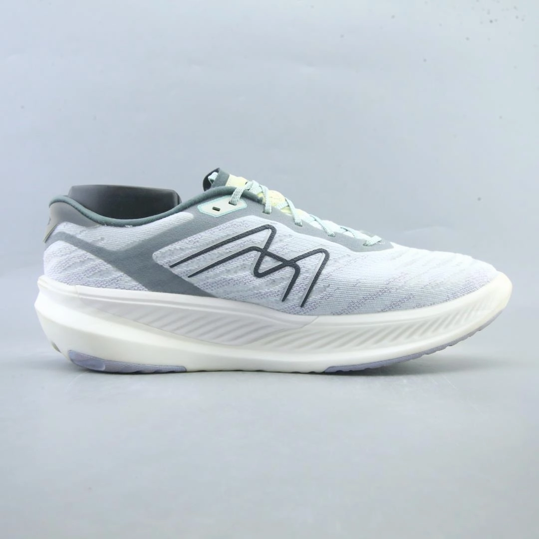 KARHU FUSION 4.0 Karhu retro-inspired athletic shoes