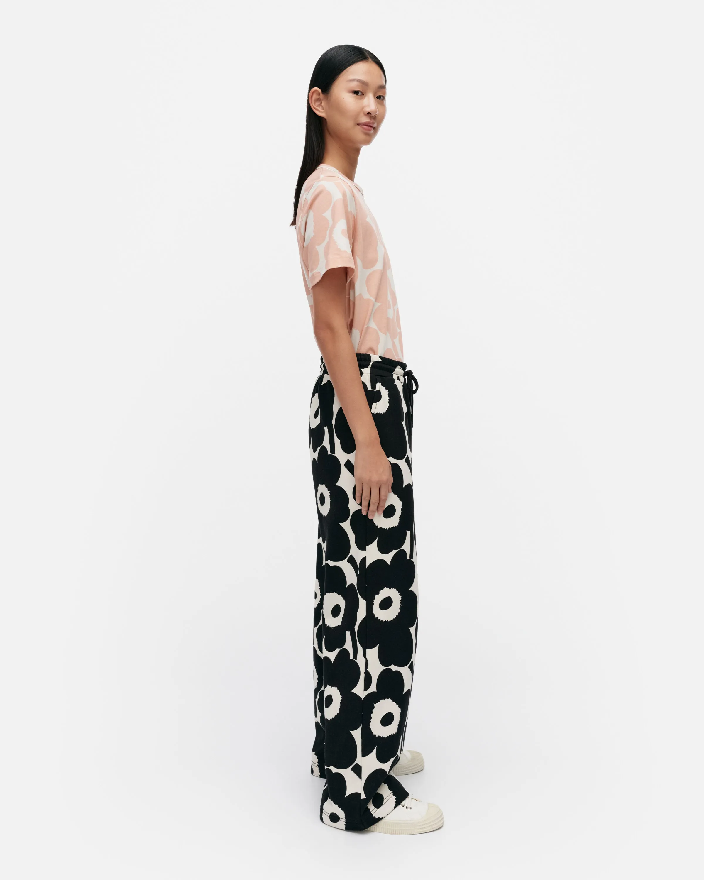 Kioski Varret Pieni Unikko Sweatpants Clothing_Marimekko