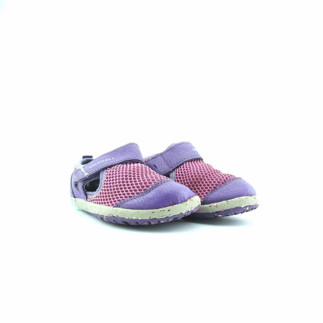 MERRELL . Merrell outdoor shoe looks